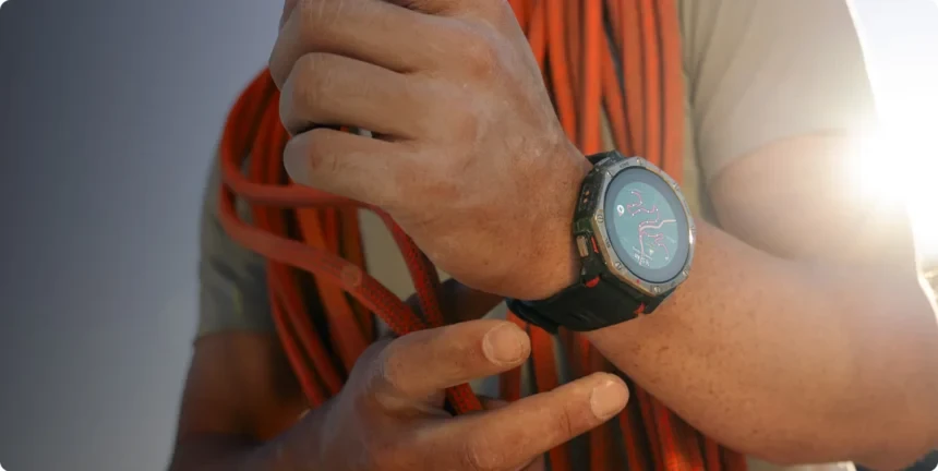 До 25 днів без розетки: Amazfit представила годинник із двостороннім сонячним заряджанням